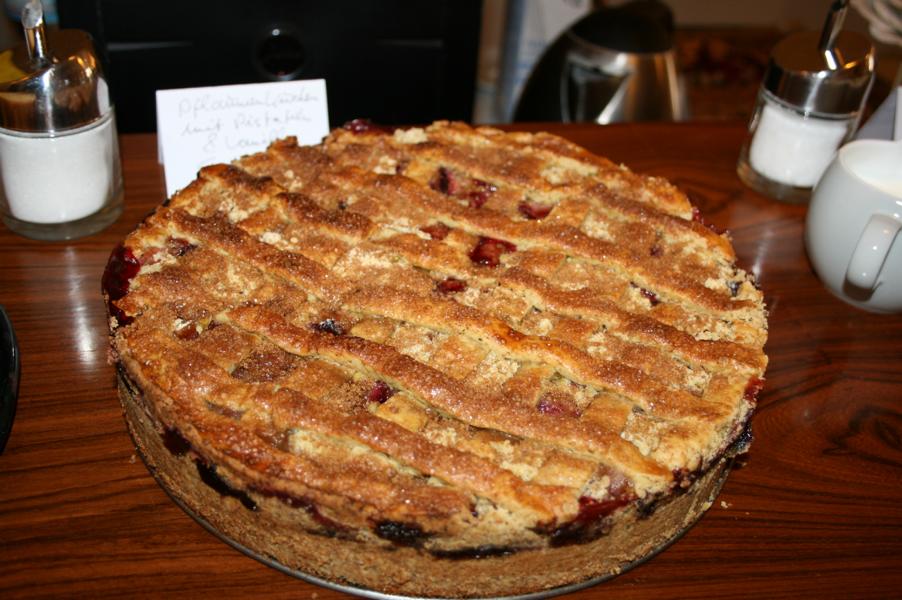 Der Siegerkuchen: Pflaumenkuchen mit Pistazien und Vanille